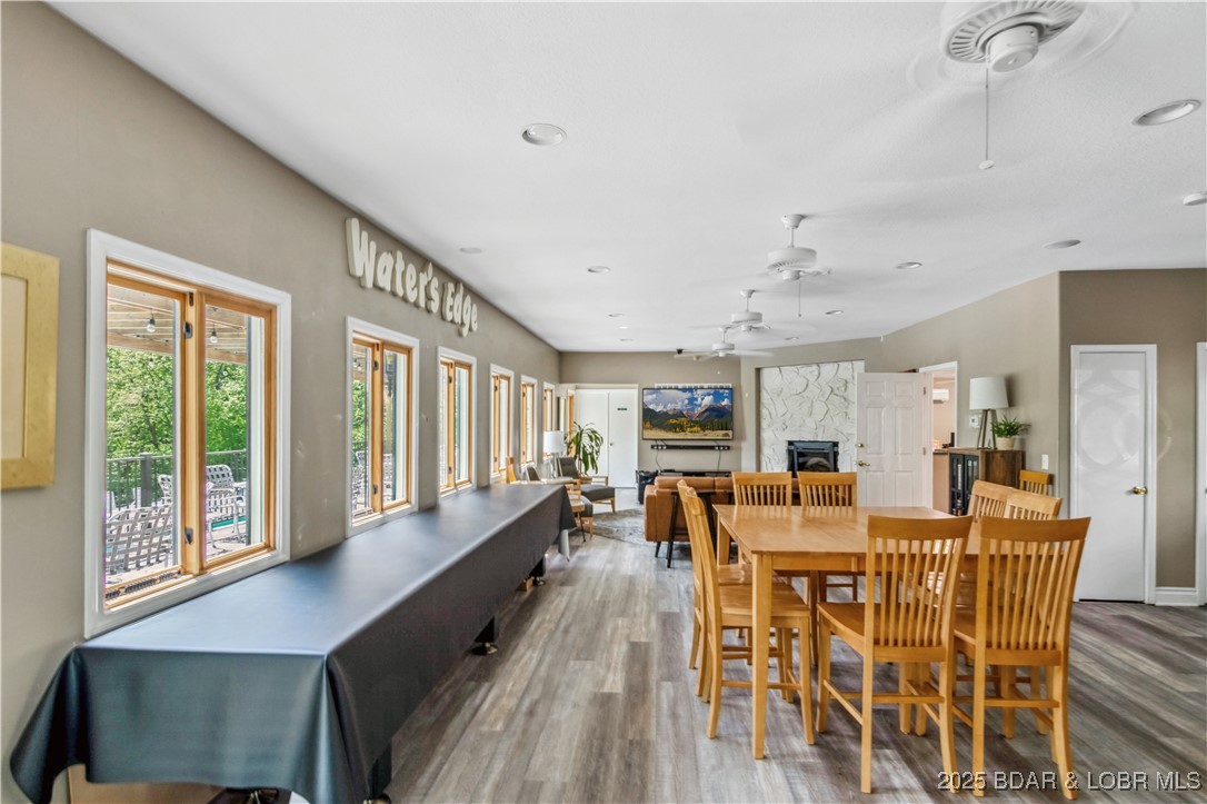 Lake Ozark, Missouri 65049, United States, 3 Bedrooms Bedrooms, ,3 BathroomsBathrooms,Residential,Active,119973