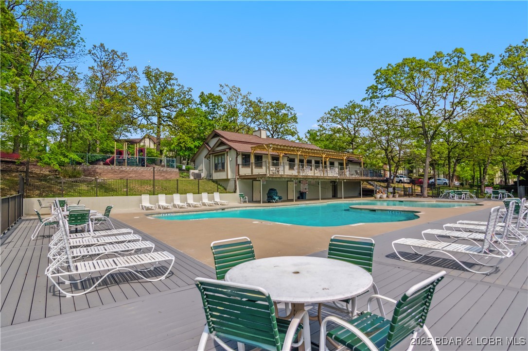 Lake Ozark, Missouri 65049, United States, 3 Bedrooms Bedrooms, ,3 BathroomsBathrooms,Residential,Active,119973