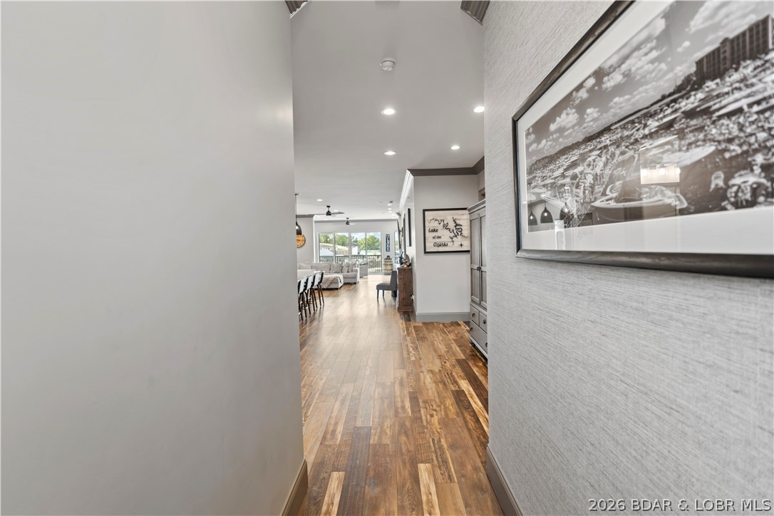The Hamptons Condominium - Residential