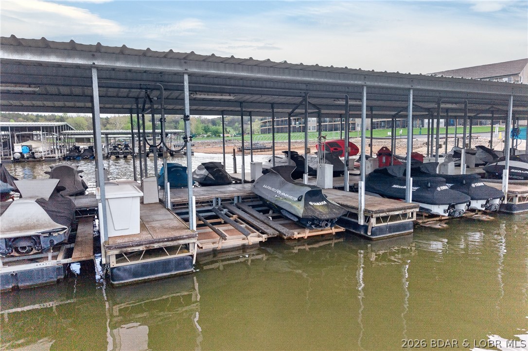 Cedar Glen Condominium - Residential