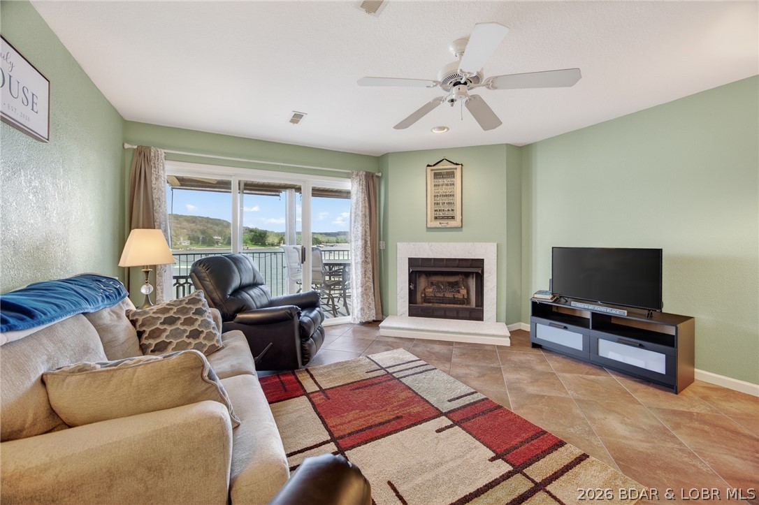 Cedar Glen Condominium - Residential