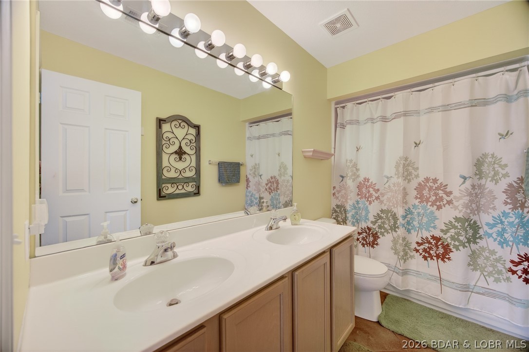 Cedar Glen Condominium - Residential