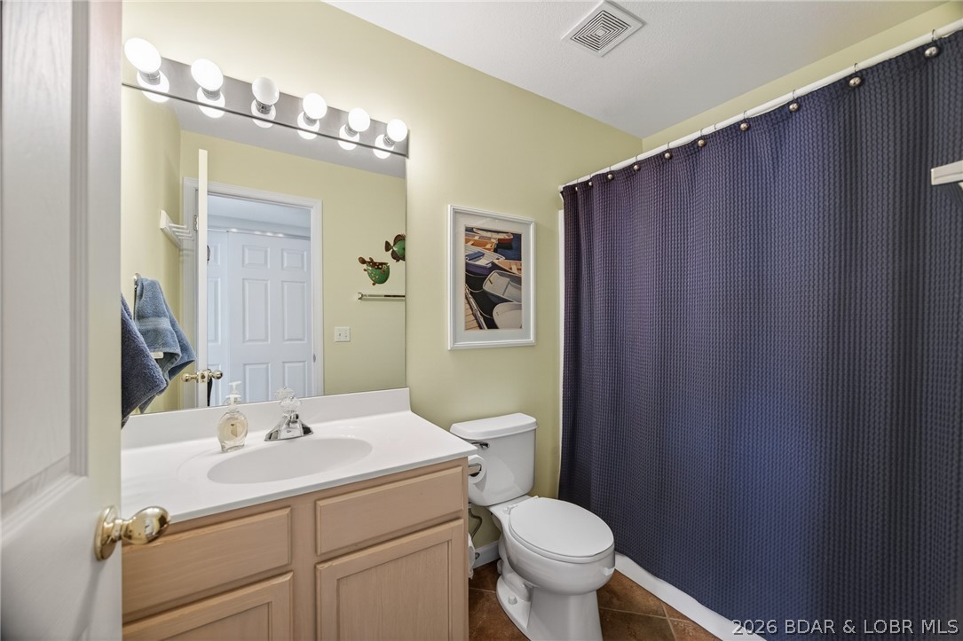 Cedar Glen Condominium - Residential