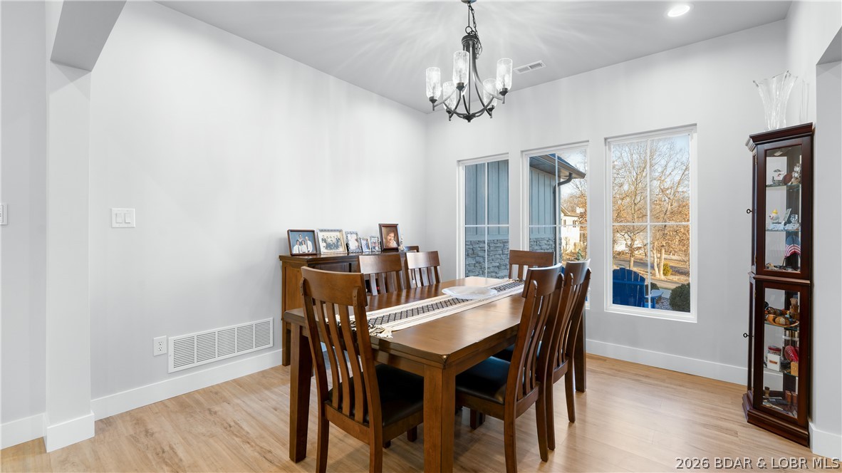 Four Seasons - Residential