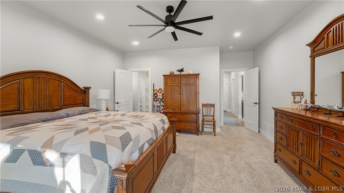 Four Seasons - Residential