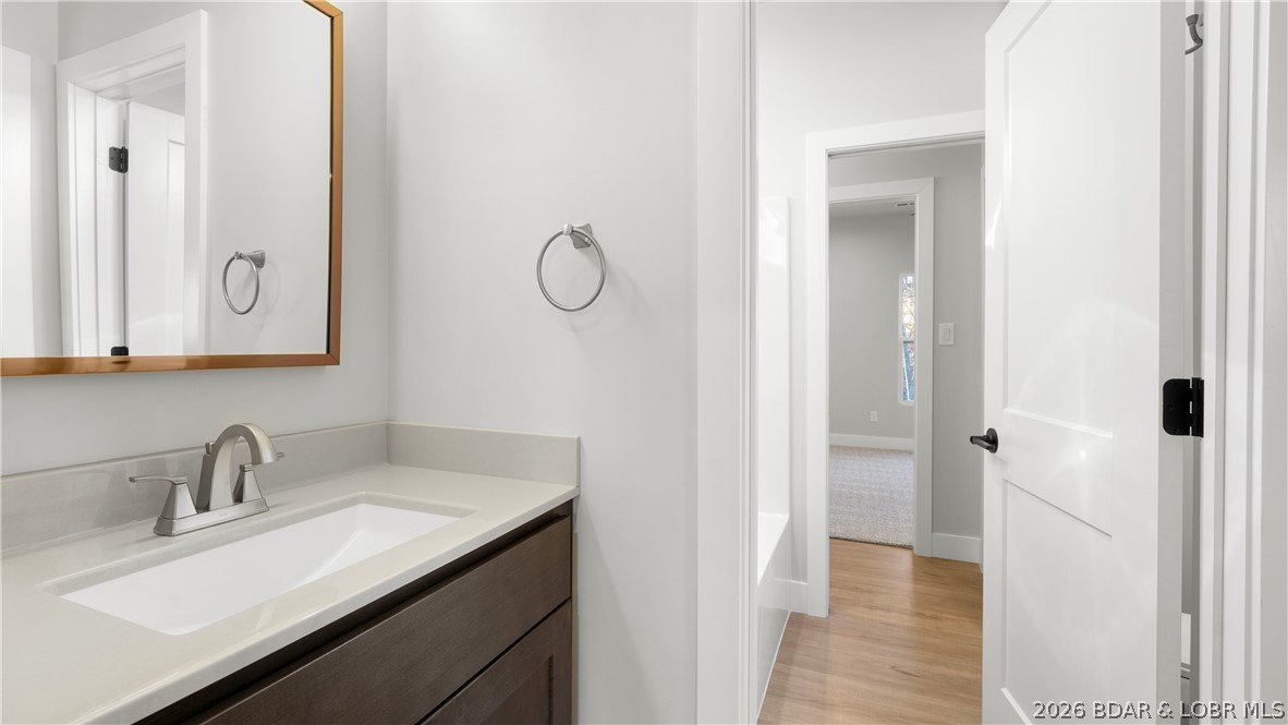 Four Seasons - Residential