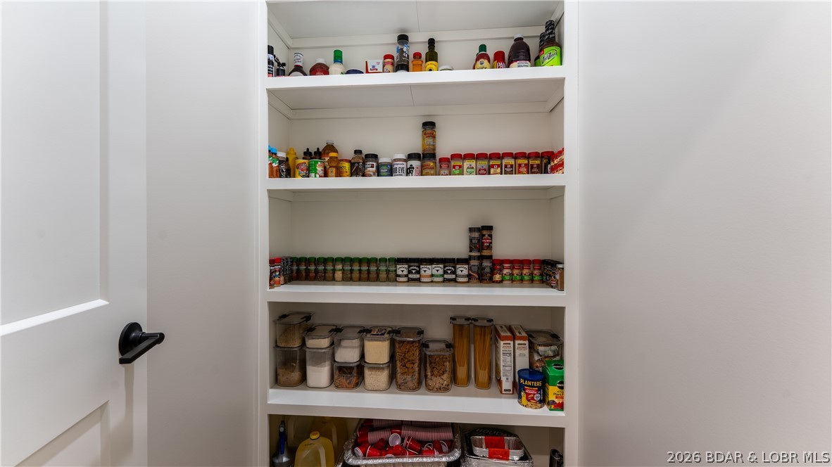 Four Seasons - Residential