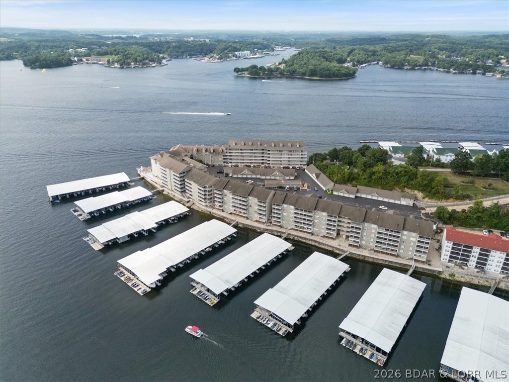 Lighthouse Pointe Condominium - Residential