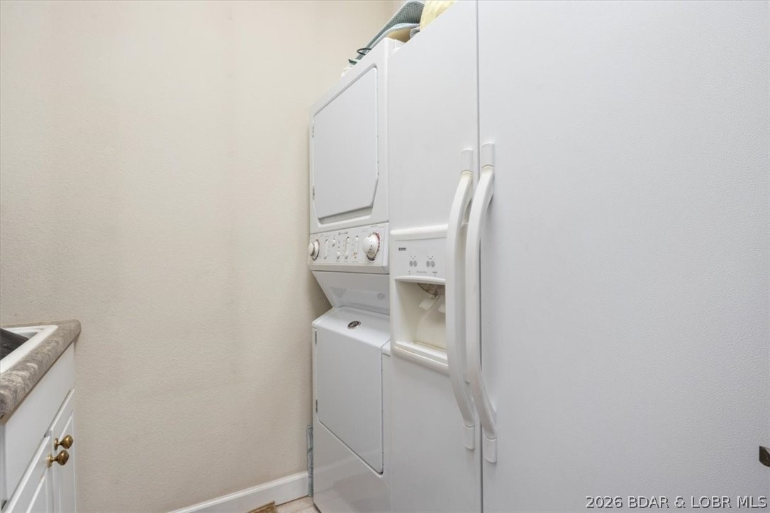 Lighthouse Pointe Condominium - Residential