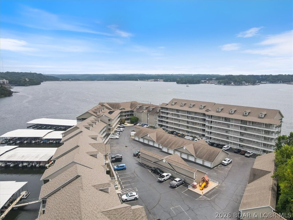 Lighthouse Pointe Condominium - Residential