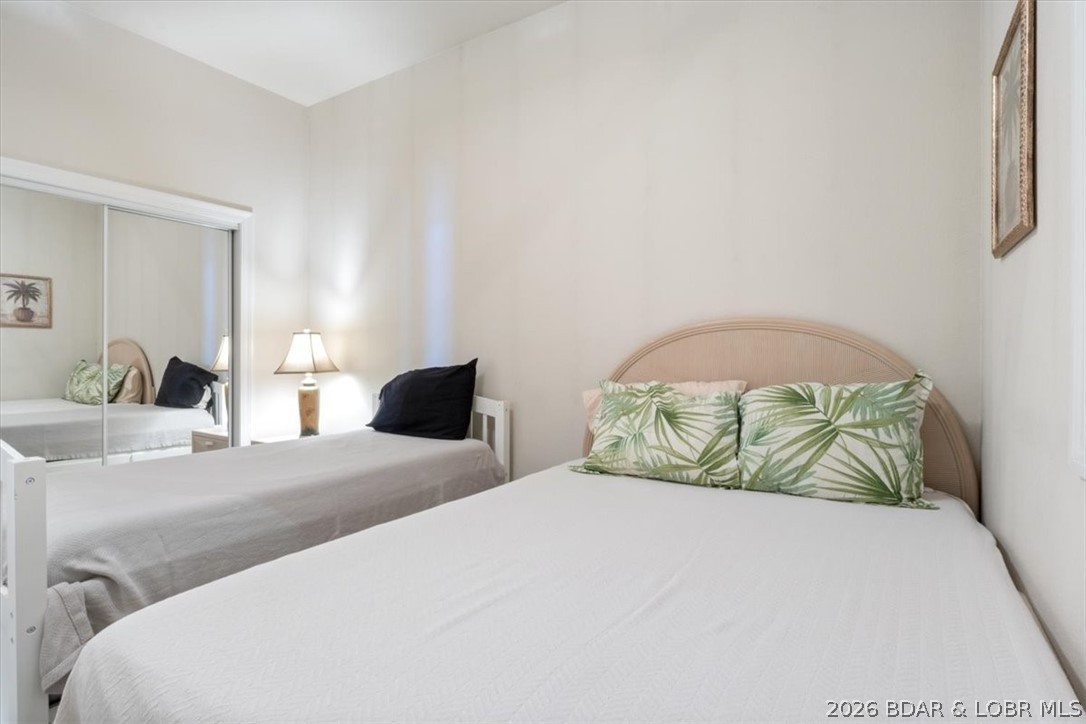 Lighthouse Pointe Condominium - Residential