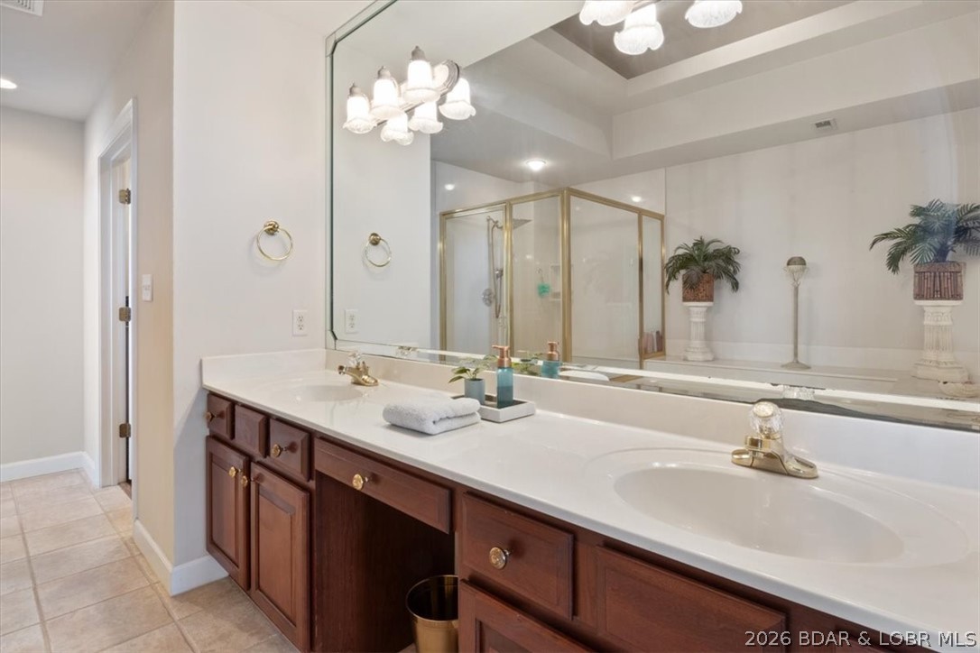 Lighthouse Pointe Condominium - Residential