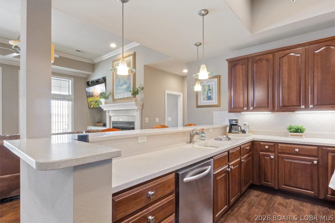 Lighthouse Pointe Condominium - Residential