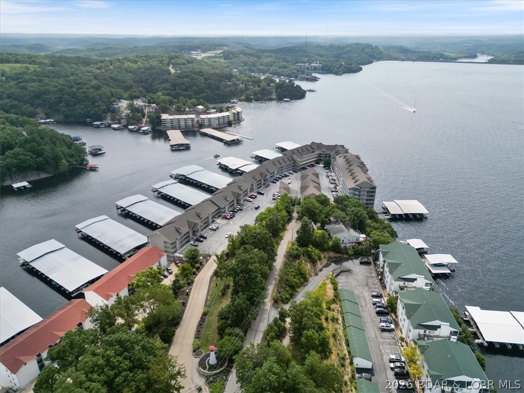 Lighthouse Pointe Condominium - Residential