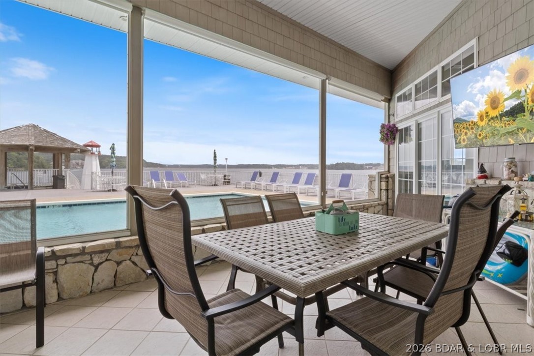 Lighthouse Pointe Condominium - Residential