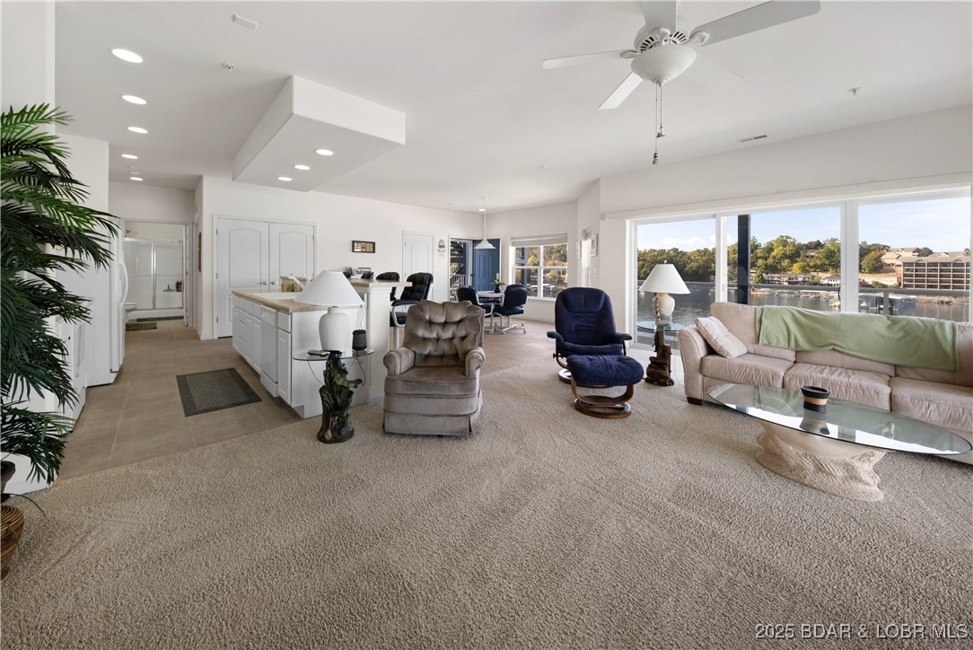 Monarch Cove Condominium - Residential