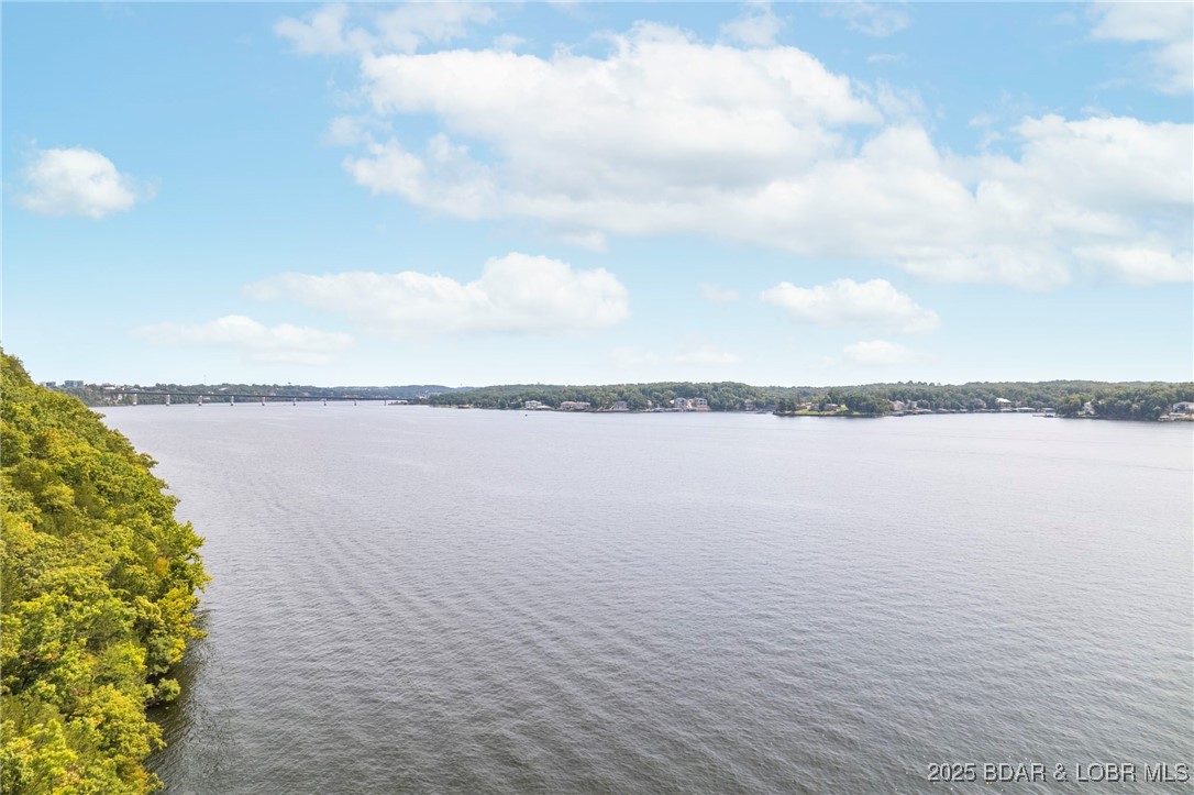 Palisades Condominium - Residential