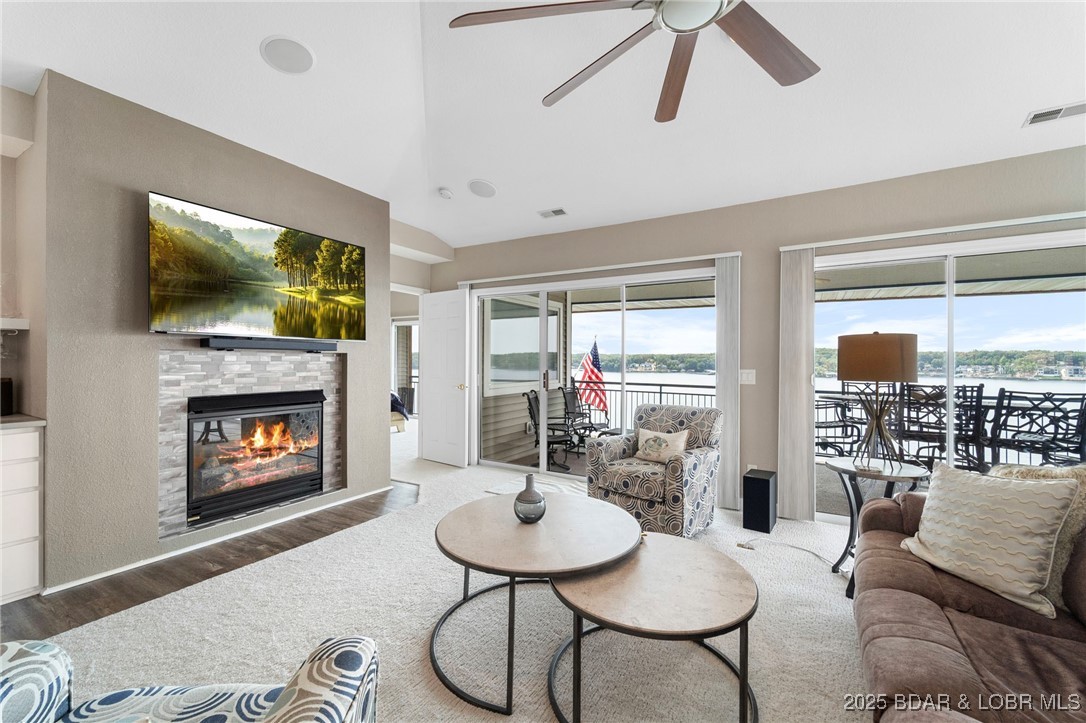 Palisades Condominium - Residential