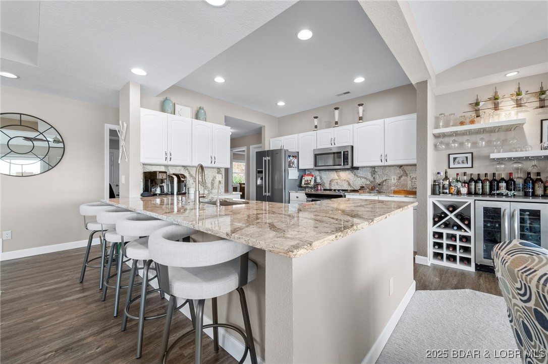 Palisades Condominium - Residential