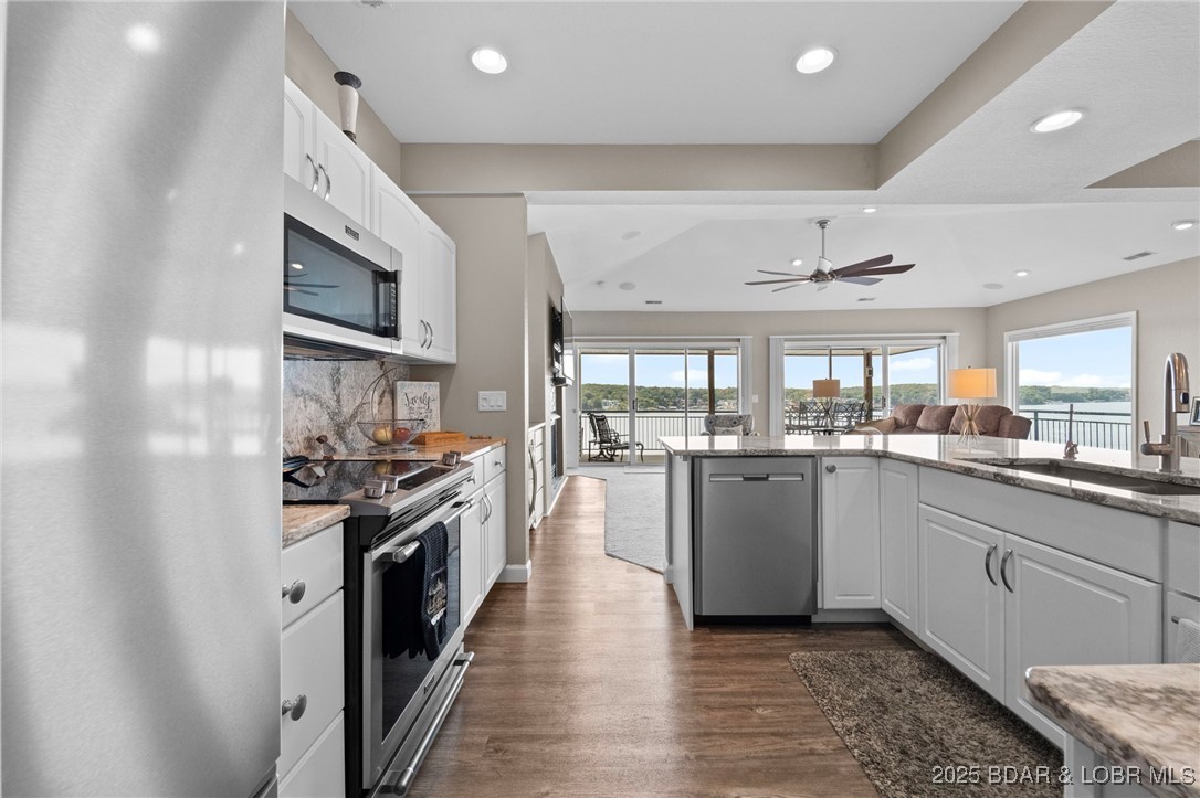 Palisades Condominium - Residential