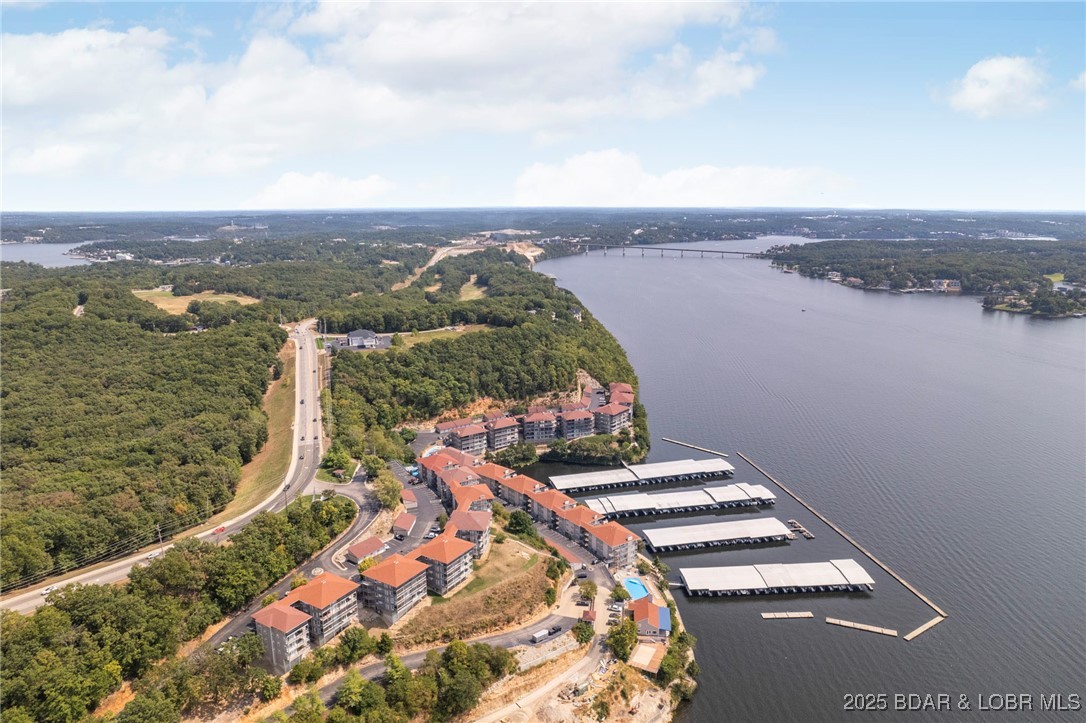 Palisades Condominium - Residential