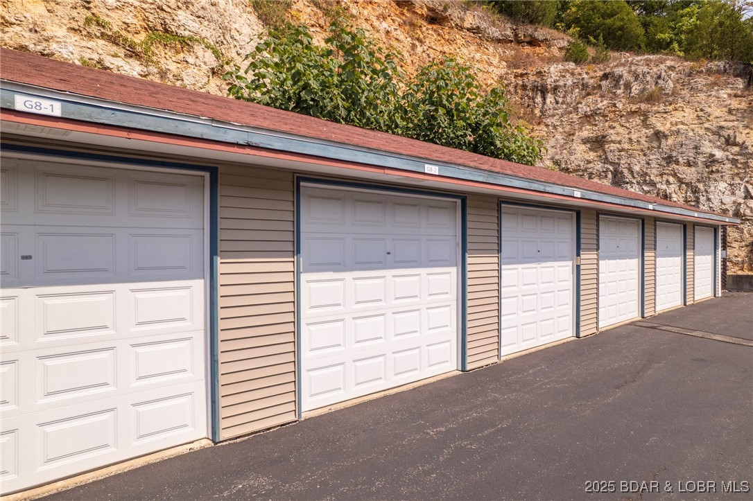 Palisades Condominium - Residential