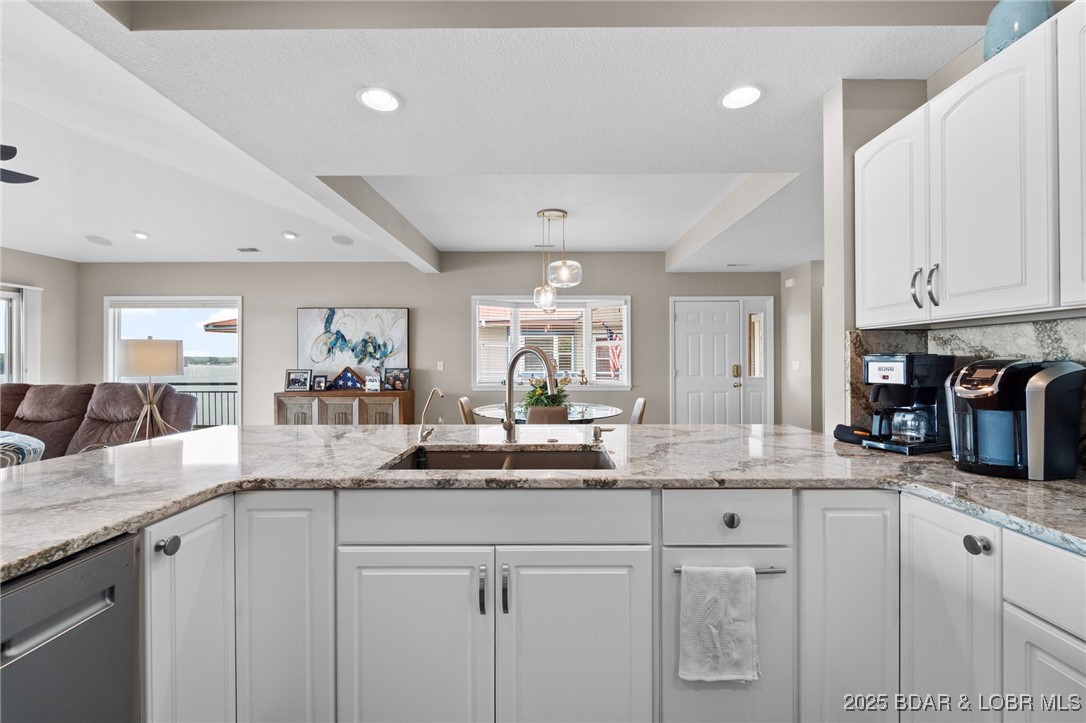 Palisades Condominium - Residential