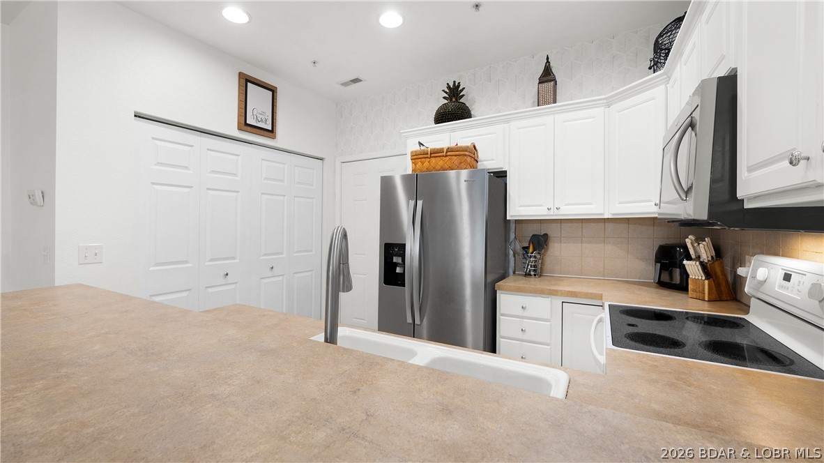 Cedar Heights Condominium - Residential