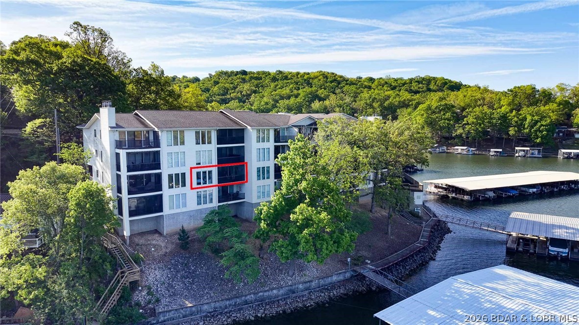 Jonathans Landing - Residential