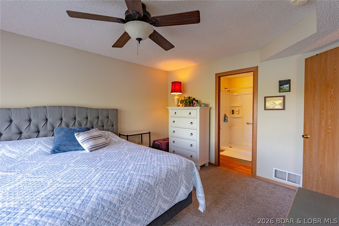Jonathans Landing - Residential