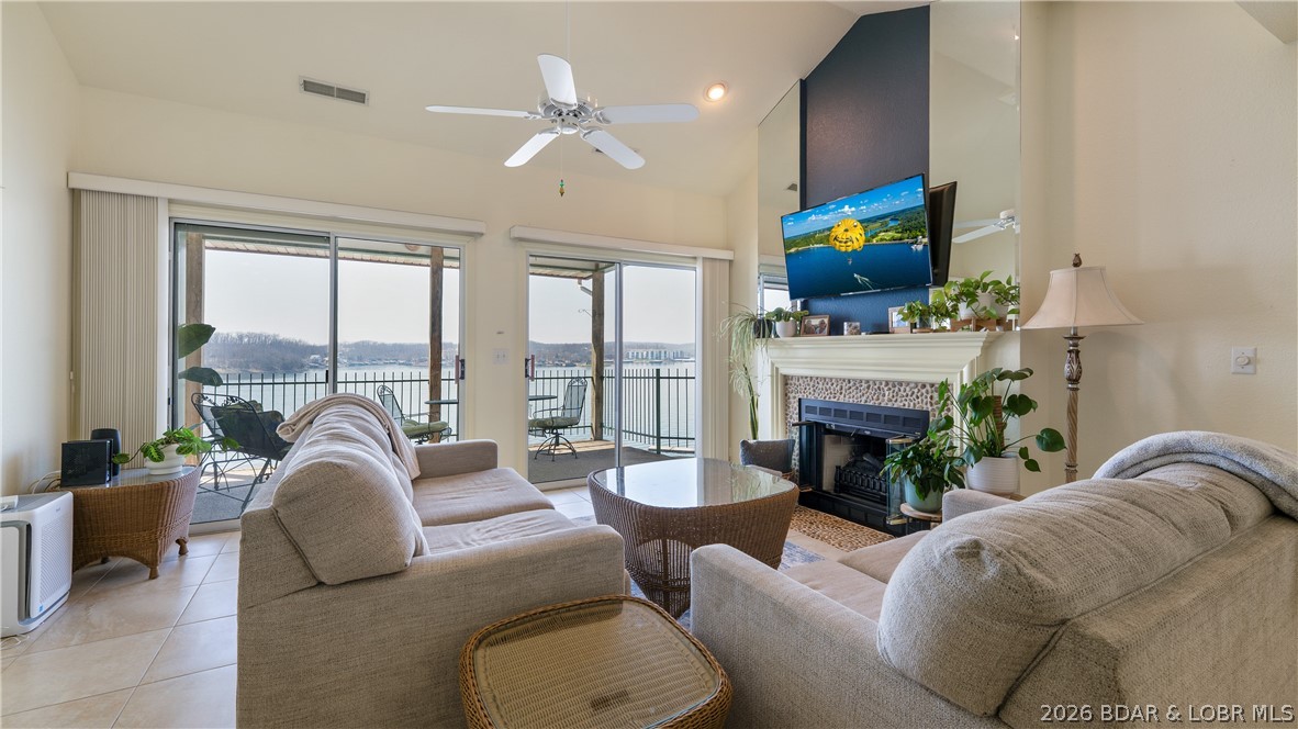 Harbour Towne Condominium - Residential