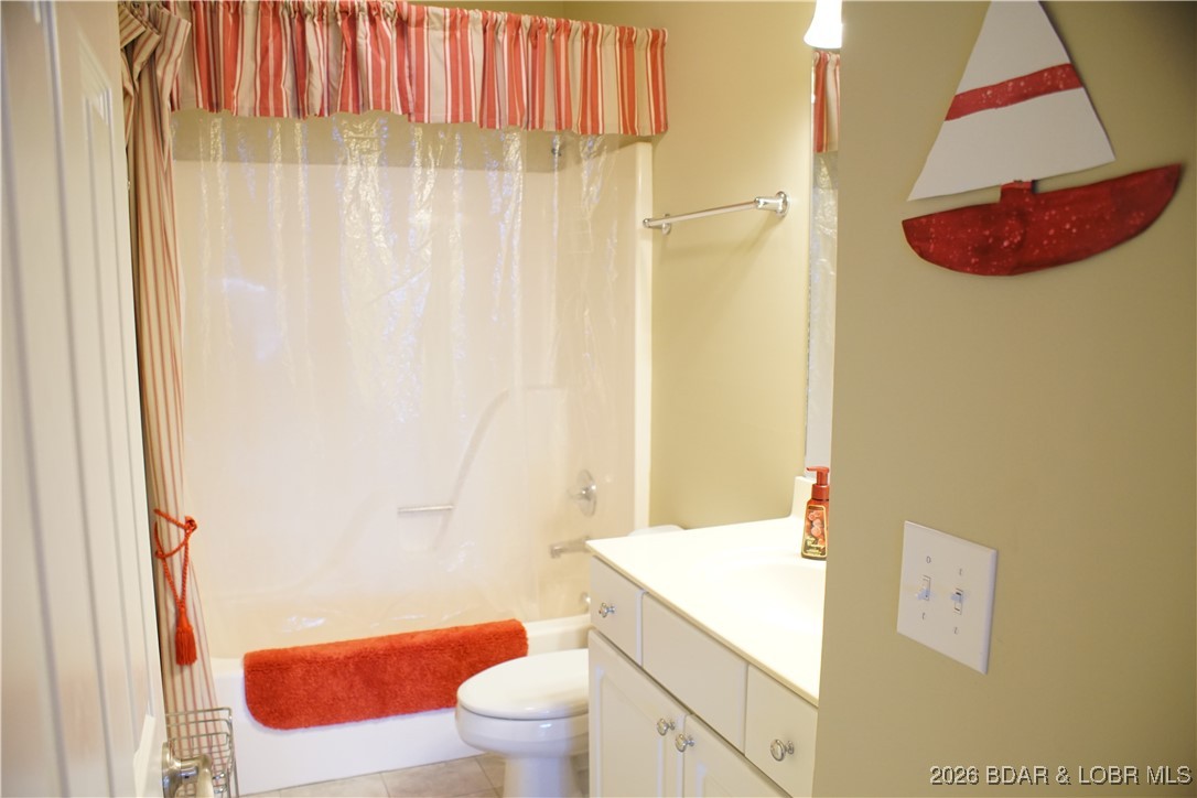 Harbour Towne Condominium - Residential