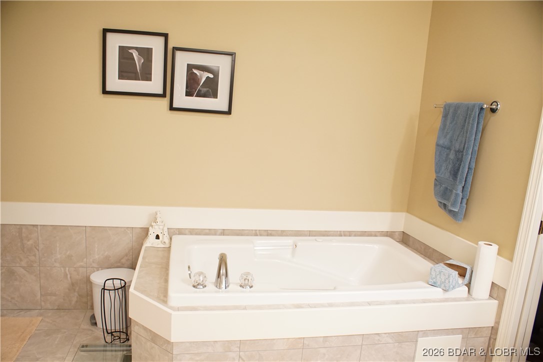 Harbour Towne Condominium - Residential