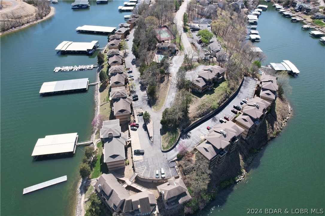 Lake Ozark, Missouri 65049, United States, 2 Bedrooms Bedrooms, ,2 BathroomsBathrooms,Residential,Contingent,60915