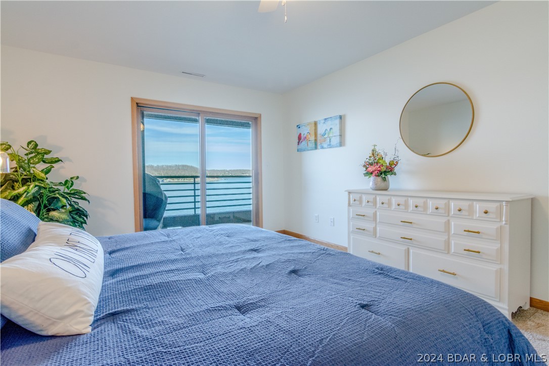 Lake Ozark, Missouri 65049, United States, 2 Bedrooms Bedrooms, ,2 BathroomsBathrooms,Residential,Contingent,60915