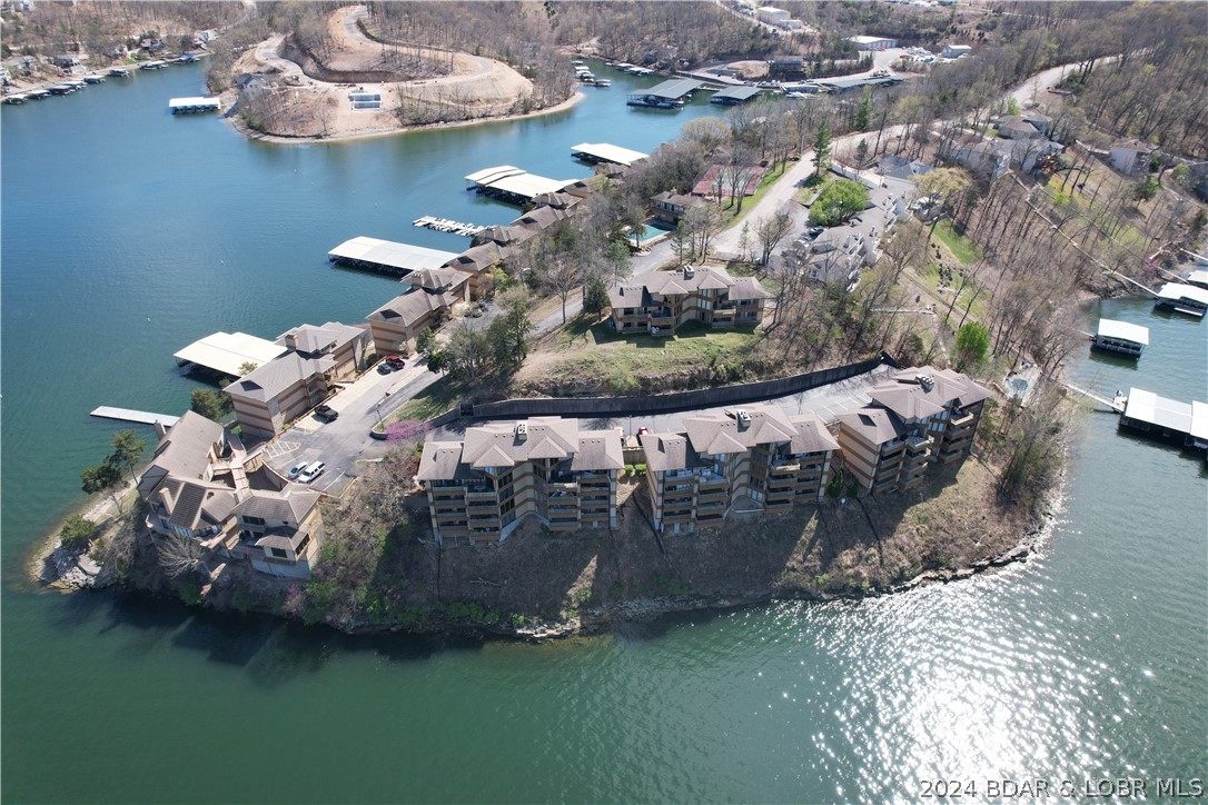 Lake Ozark, Missouri 65049, United States, 2 Bedrooms Bedrooms, ,2 BathroomsBathrooms,Residential,Contingent,60915