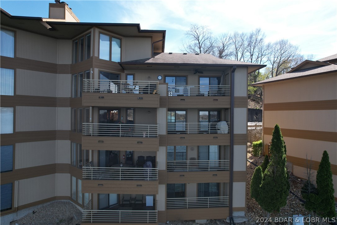 Lake Ozark, Missouri 65049, United States, 2 Bedrooms Bedrooms, ,2 BathroomsBathrooms,Residential,Contingent,60915