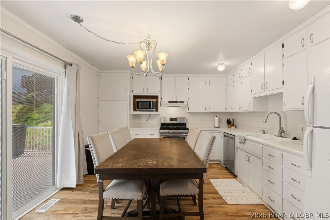 Johnsons Bay - Residential