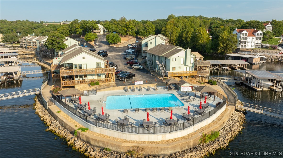 Lake Ozark, Missouri 65049, United States, 2 Bedrooms Bedrooms, ,2 BathroomsBathrooms,Residential,Active,6765