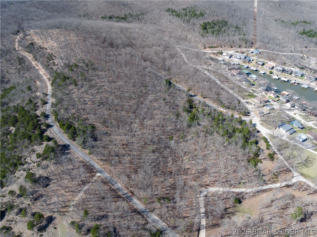 Lake Horizons - Land