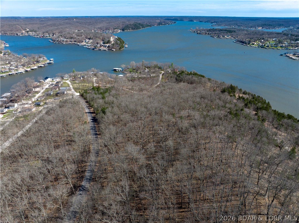 Lake Horizons - Land