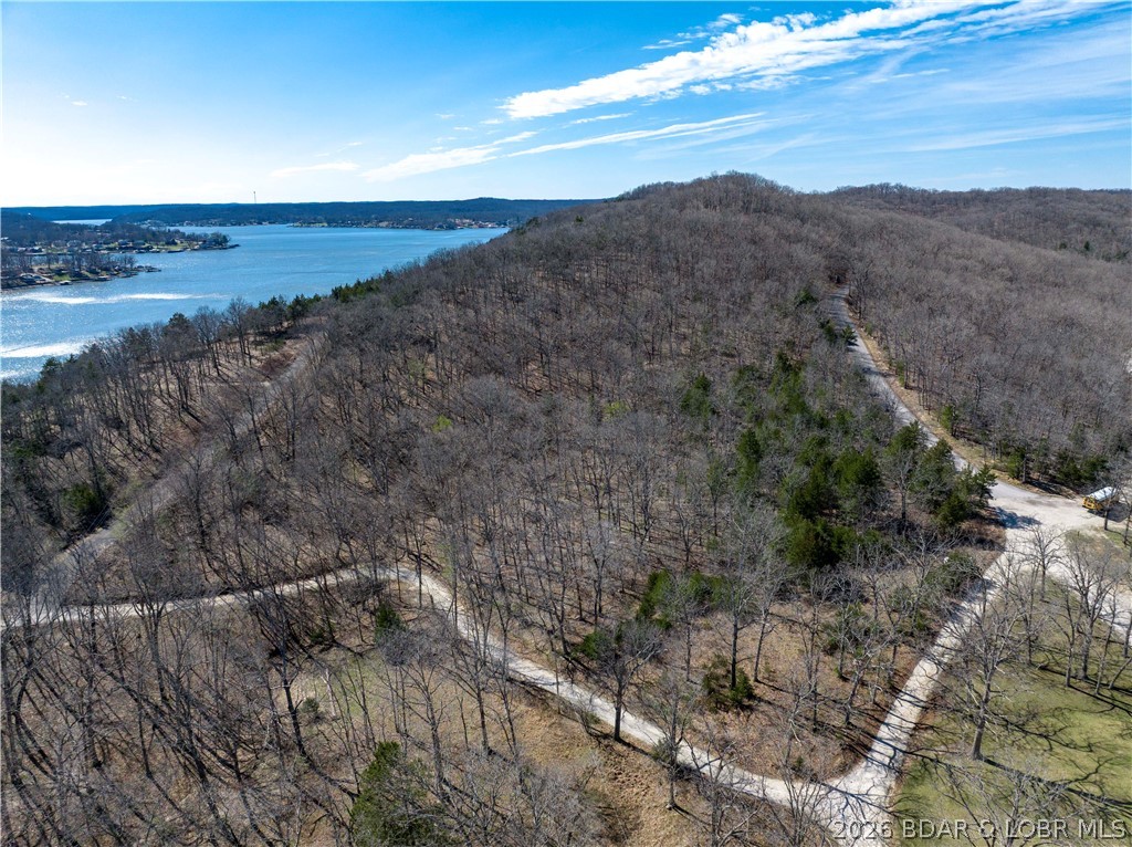 Lake Horizons - Land