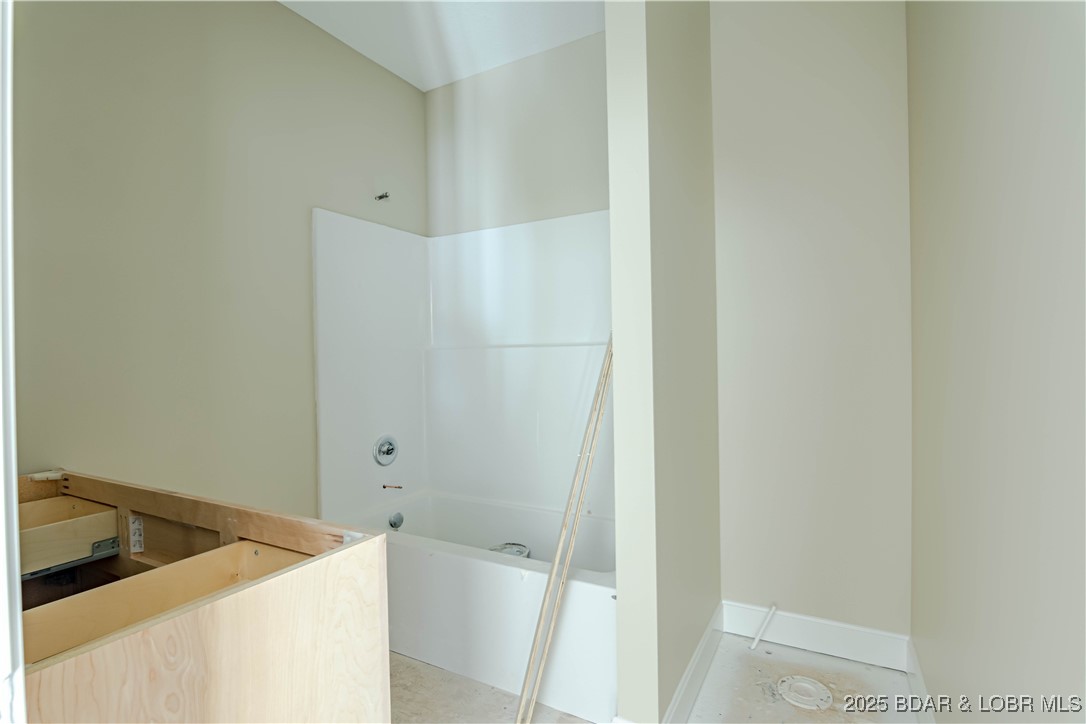 Climax Springs, Missouri 65324, United States, 3 Bedrooms Bedrooms, ,3 BathroomsBathrooms,Residential,Active,36940