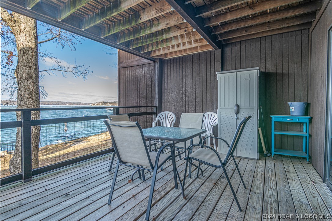 Sunrise Beach, Missouri 65079, United States, 2 Bedrooms Bedrooms, ,2 BathroomsBathrooms,Residential,Contingent,66351