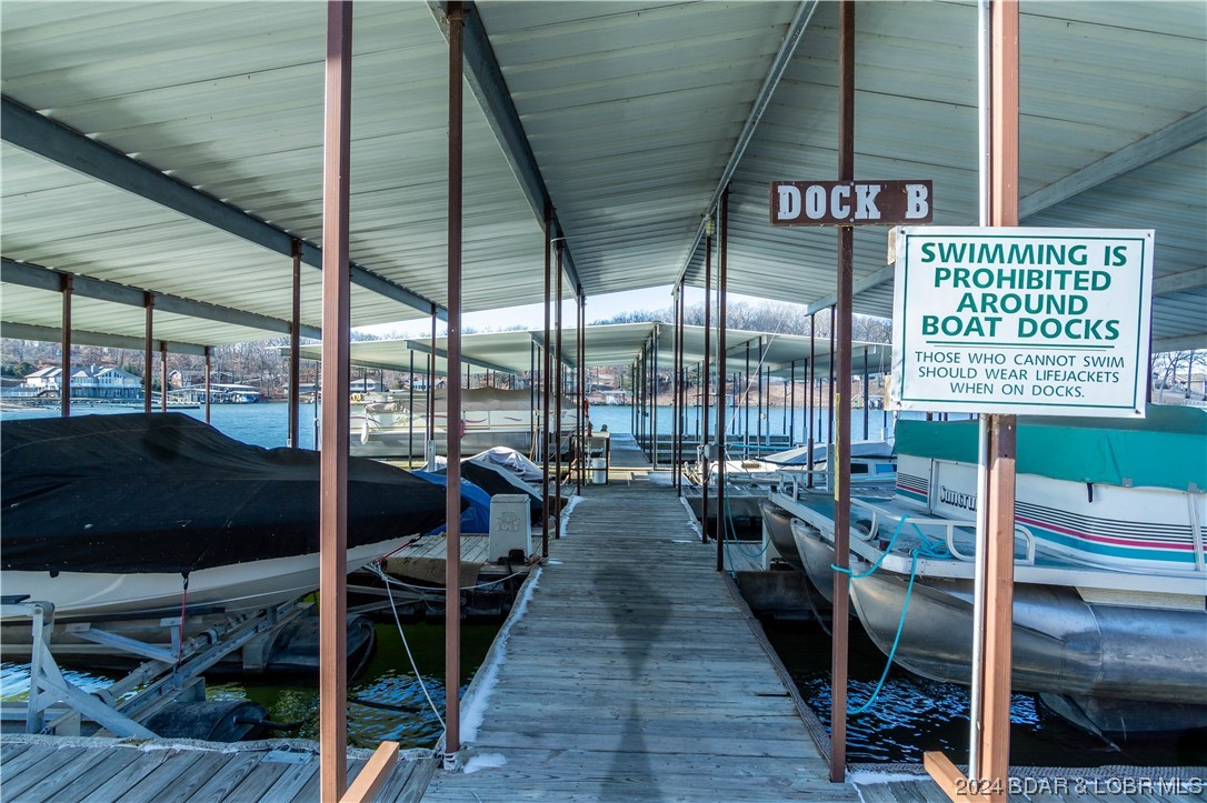 Sunrise Beach, Missouri 65079, United States, 2 Bedrooms Bedrooms, ,2 BathroomsBathrooms,Residential,Contingent,66351