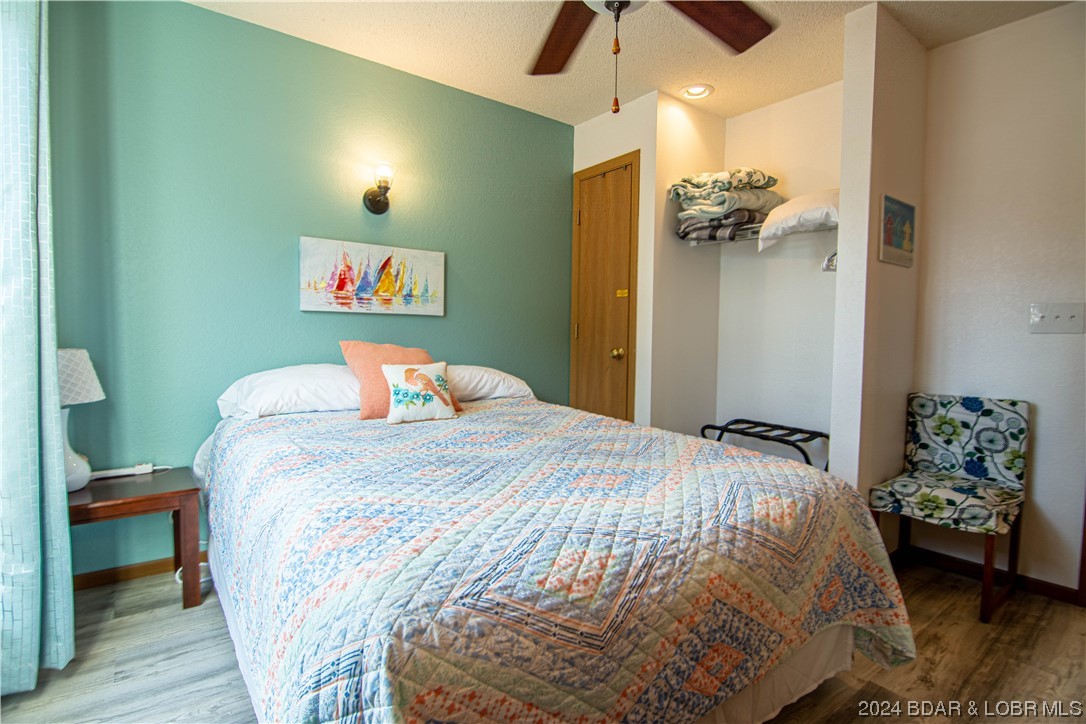 Sunrise Beach, Missouri 65079, United States, 2 Bedrooms Bedrooms, ,2 BathroomsBathrooms,Residential,Contingent,66351