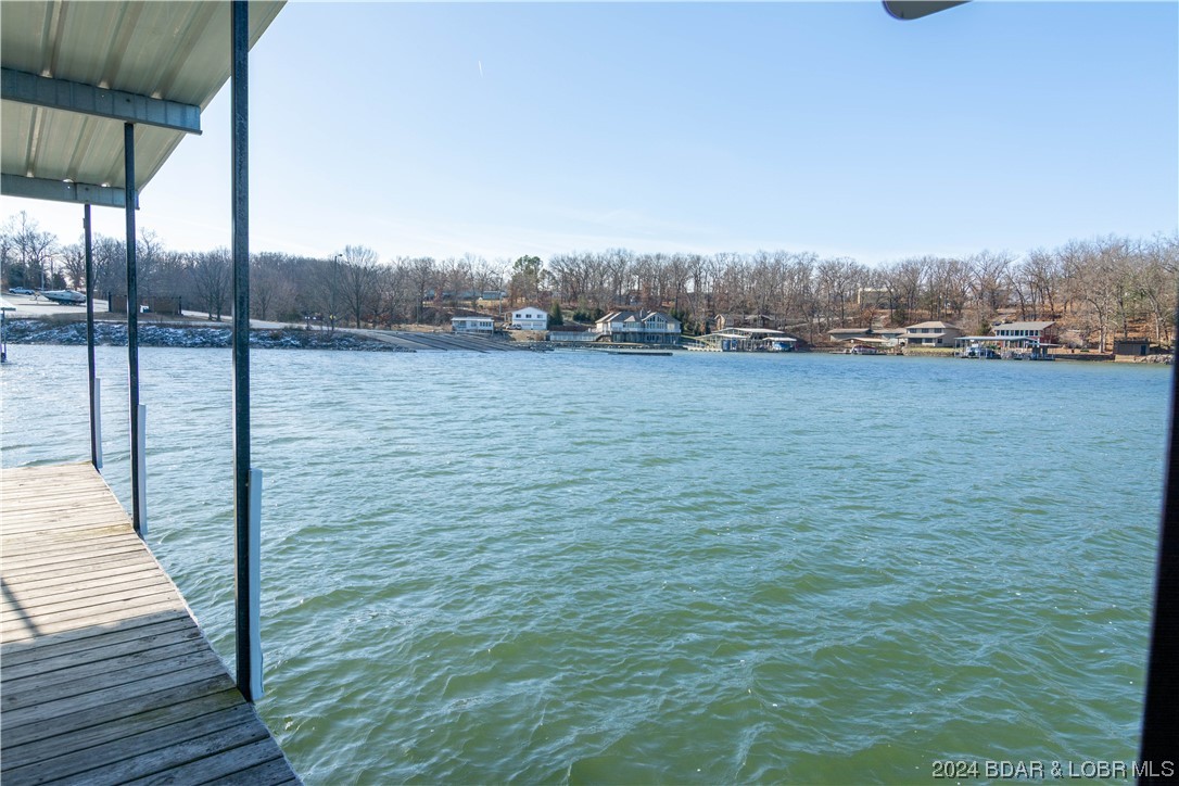 Sunrise Beach, Missouri 65079, United States, 2 Bedrooms Bedrooms, ,2 BathroomsBathrooms,Residential,Contingent,66351