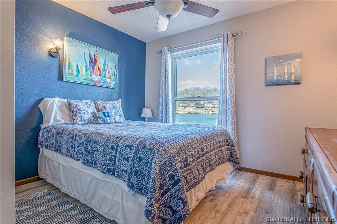 Sunrise Beach, Missouri 65079, United States, 2 Bedrooms Bedrooms, ,2 BathroomsBathrooms,Residential,Contingent,66351