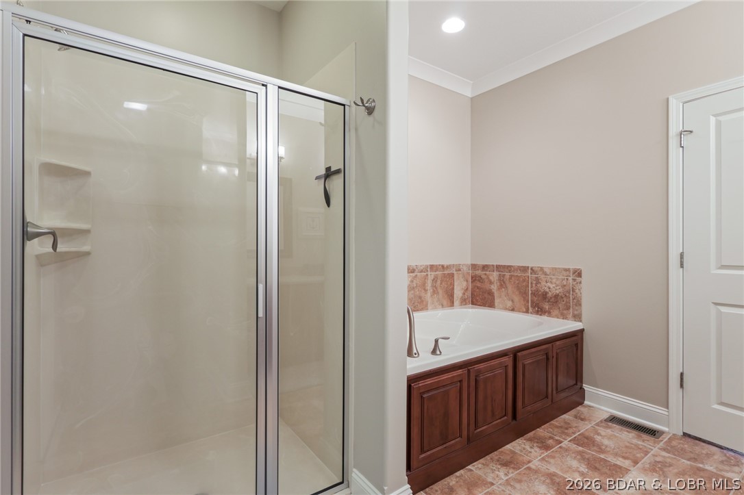 Country Club Cove - Residential