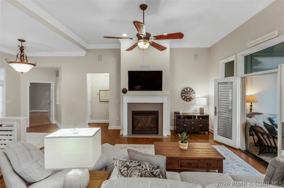 Country Club Cove - Residential